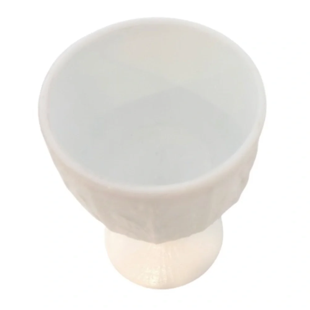 VINTAGE 1975 FTD MILK GLASS GOBLET / PEDESTAL PLANTER OAK LEAF EMBOSSED - Picture 5 of 5